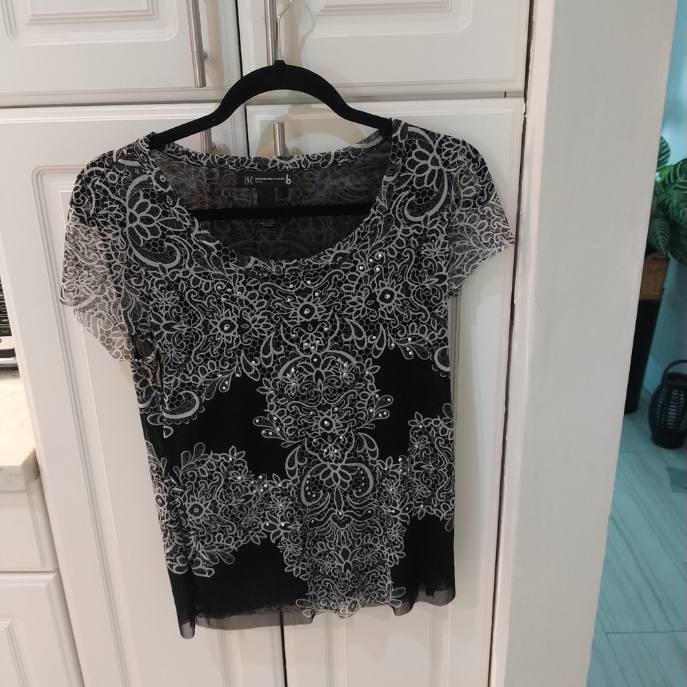 *Short Sleeve INC Blouse Size Medium